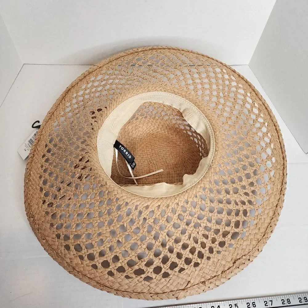 Torrid Small Medium Oversize Floppy Hat Sun Spring Women Straw Vacation Travel